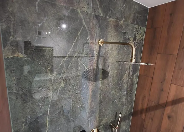 Posnania Parking Samodzielne Zameldowanie 24h *