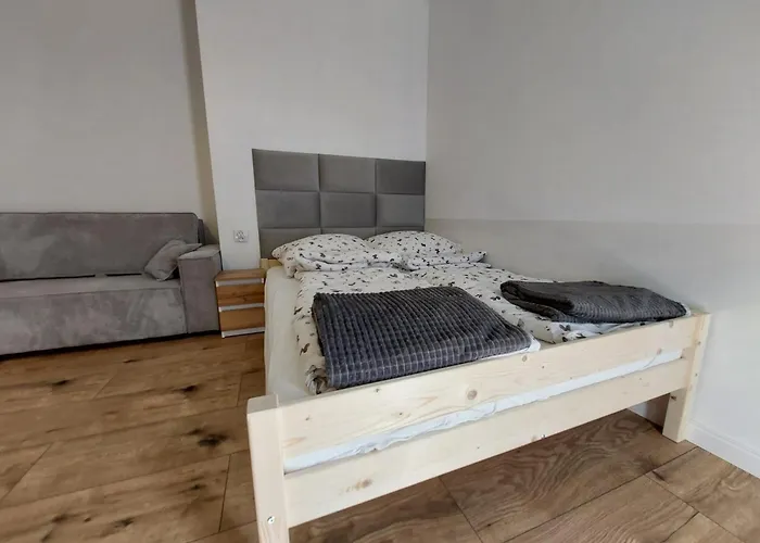 Posnania Parking Samodzielne Zameldowanie 24h * Poznan