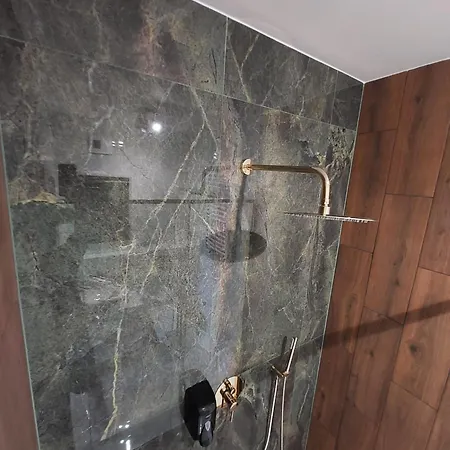 Posnania Parking Samodzielne Zameldowanie 24h *