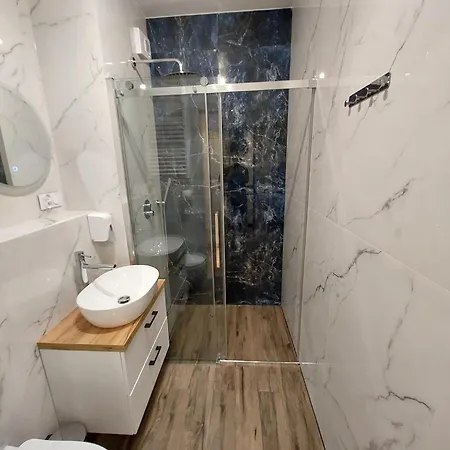 Posnania Parking Samodzielne Zameldowanie 24h Poznan